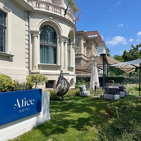 Alice Hotel Budapeste Exterior foto